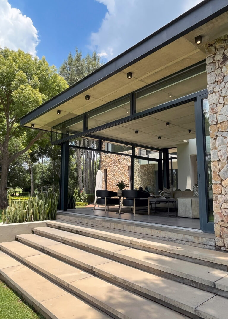 House Midstream by Anton Smit Architects